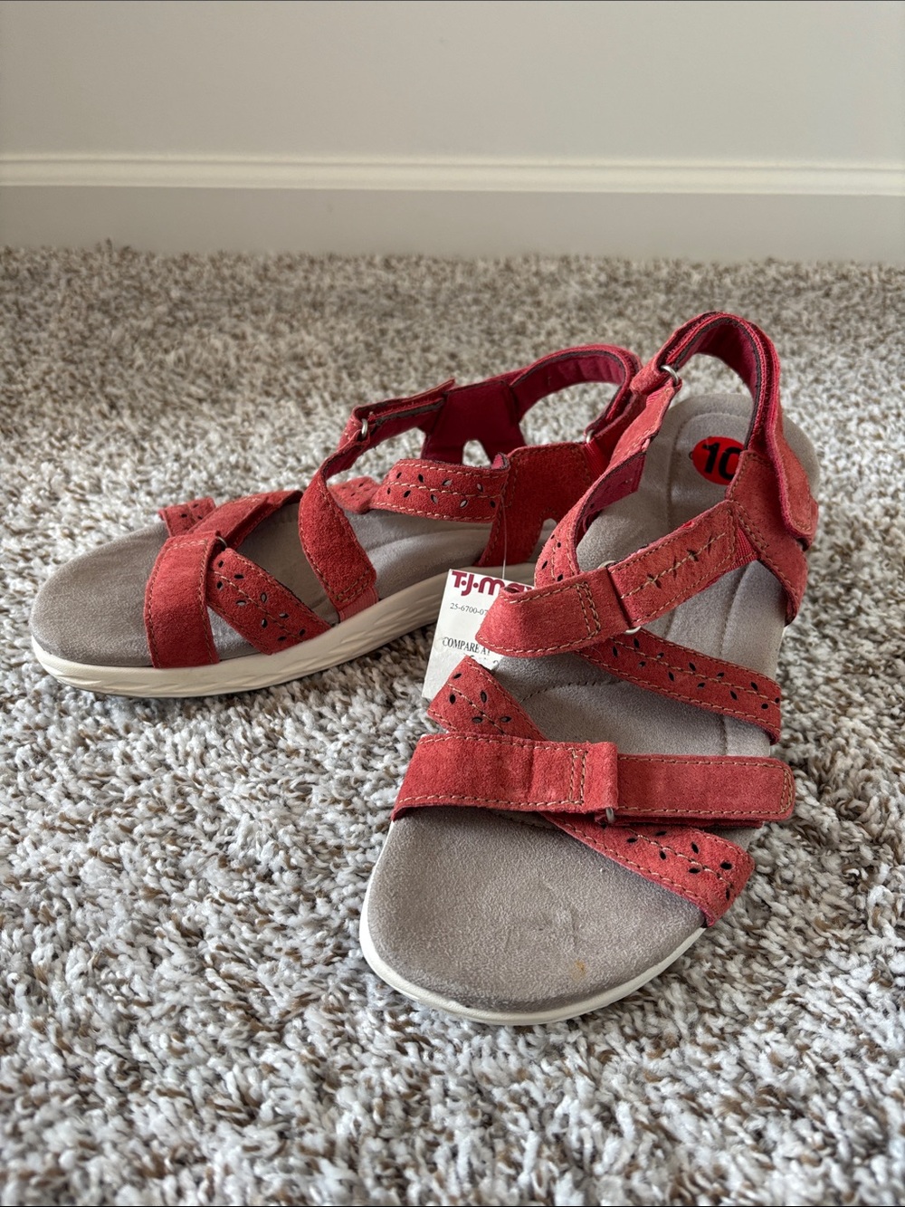 NWT!! Earth Origins Red Orange Strappy Suede Comfort Sandals